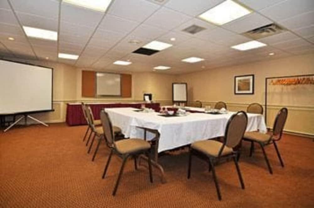 Charlottetown Inn & Conference Centre Bagian luar foto