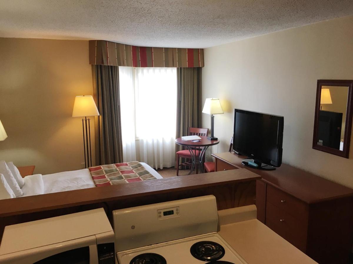 Charlottetown Inn & Conference Centre Bagian luar foto